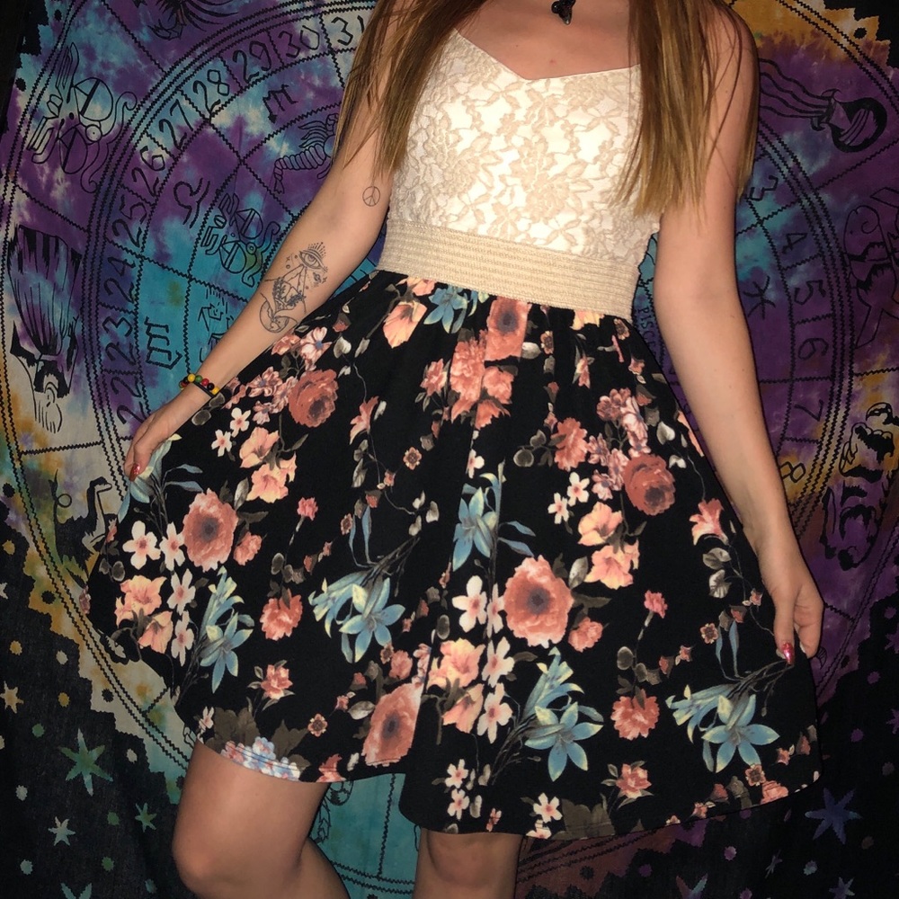 Floral lace dress